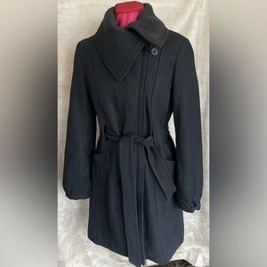 Size M, Guess Brand, Wool Blend Coat, Black
